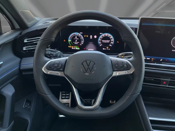 VW Tiguan 1.5 TFSIe = R-Line = Гаранция, снимка 6 - Автомобили и джипове - 54138875