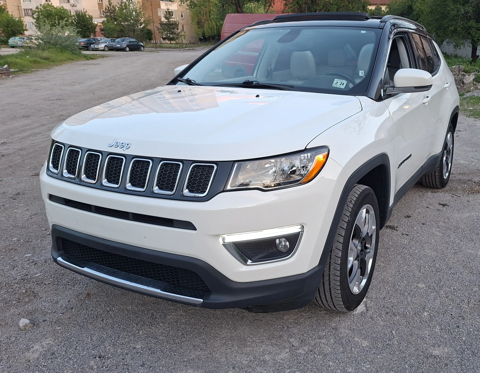 Jeep Compass 2.4i 4x4 - изображение 9