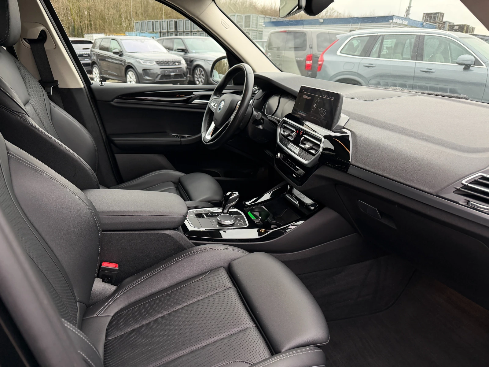 BMW X3 30e Exclusive Facelift - изображение 8