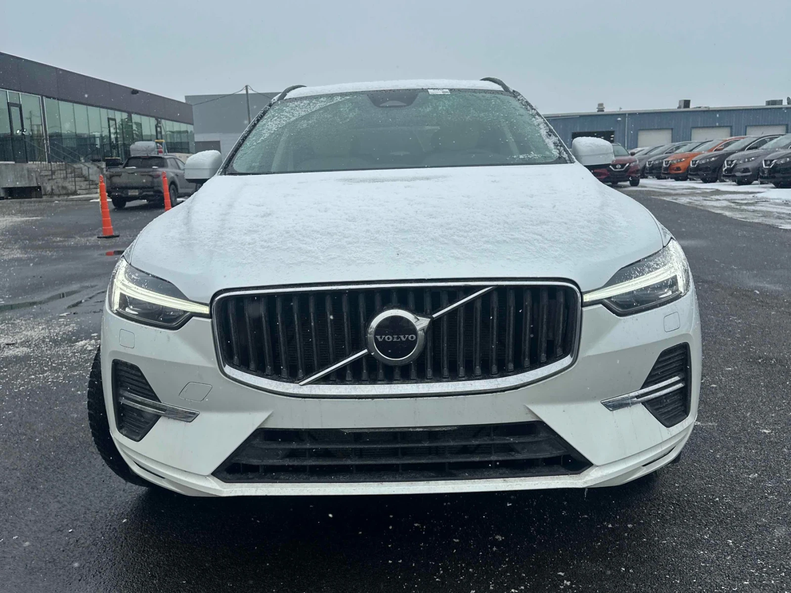 Volvo XC60 CAR FAX * АВТО КРЕДИТ * ЦЕНА ДО БГ * MOMENTUM | Auto.bg — изображение 1