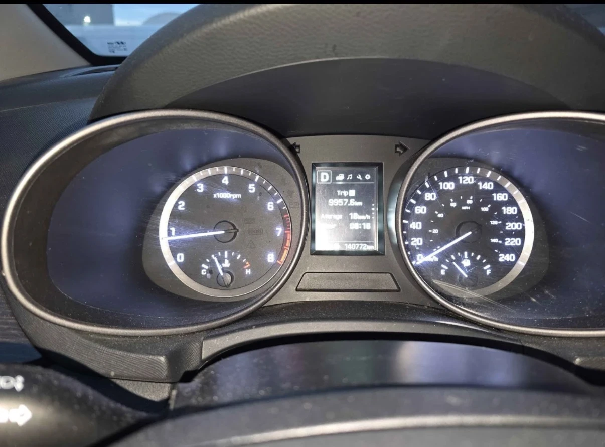 Hyundai Santa fe 3.3 V6 * ПАНОРАМА * ПОДГРЕВ * БЕЗ ИНЦИДЕНТИ * , снимка 5 - Автомобили и джипове - 54098053