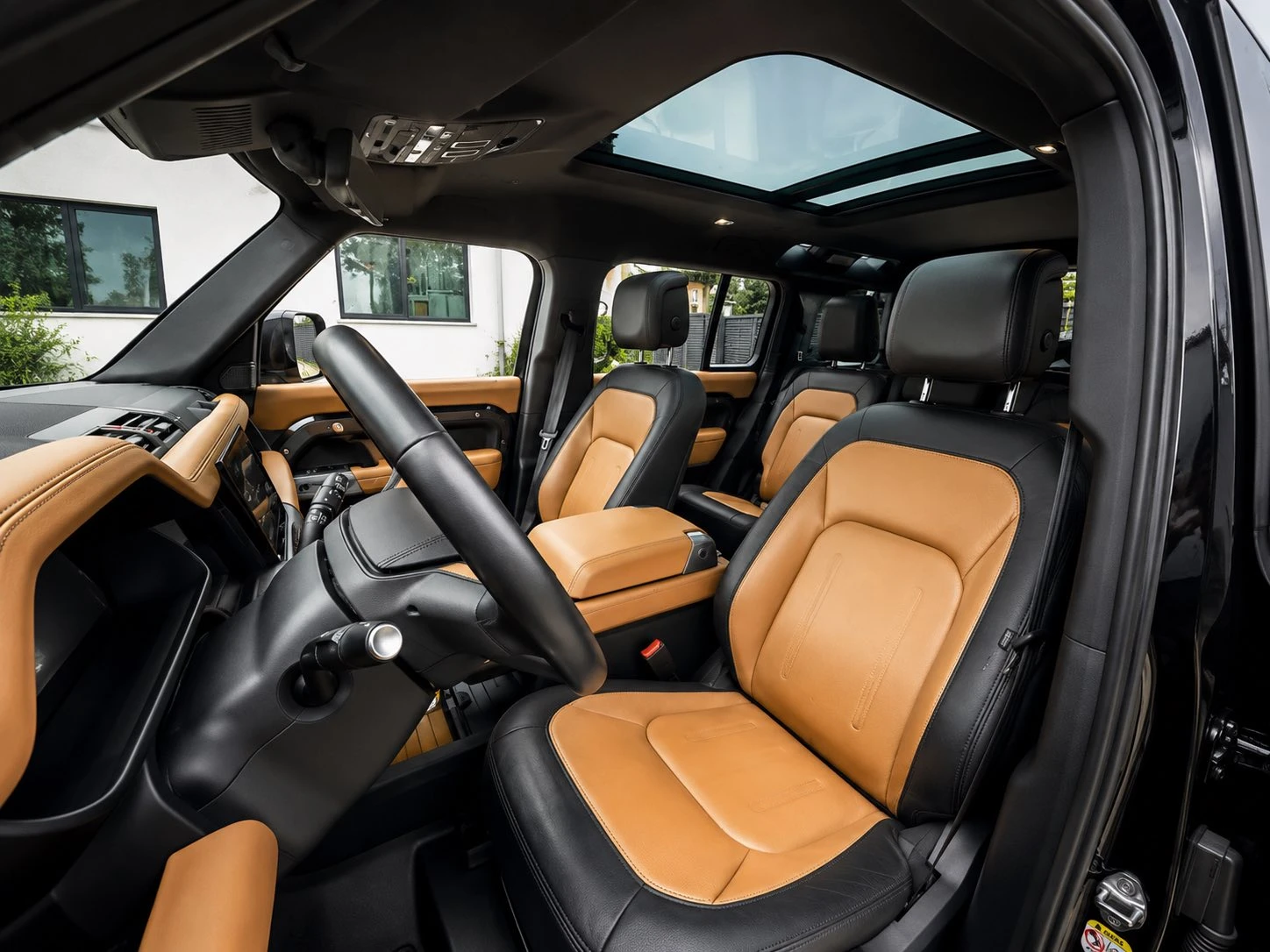 Land Rover Defender 110, снимка 6 - Автомобили и джипове - 54501199