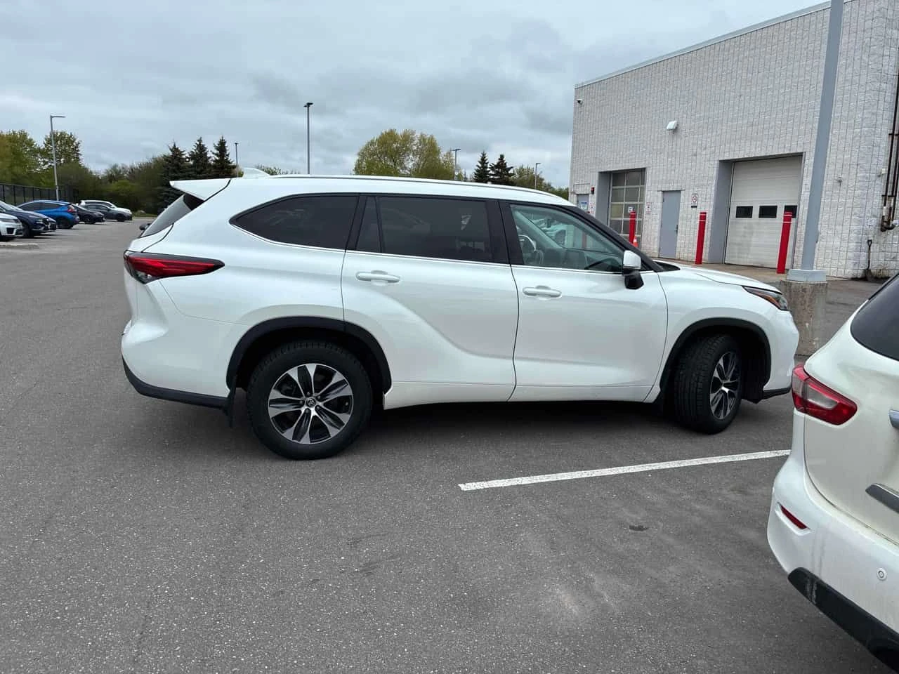 Toyota Highlander * XLE * CARFAX * ПОДГРЕВИ * ПАНО * KEYLESS, снимка 3 - Автомобили и джипове - 54618622
