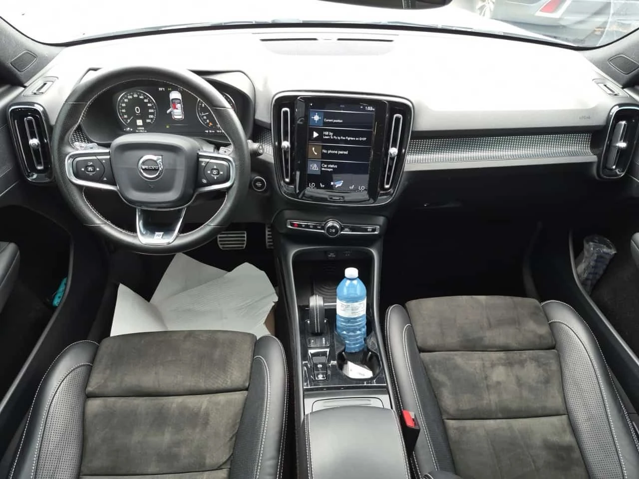 Volvo XC40 R DESIGN/CARFAX/АЛКАНТАРА/ПАНО/ПОДГРЕВ/, снимка 10 - Автомобили и джипове - 55590422