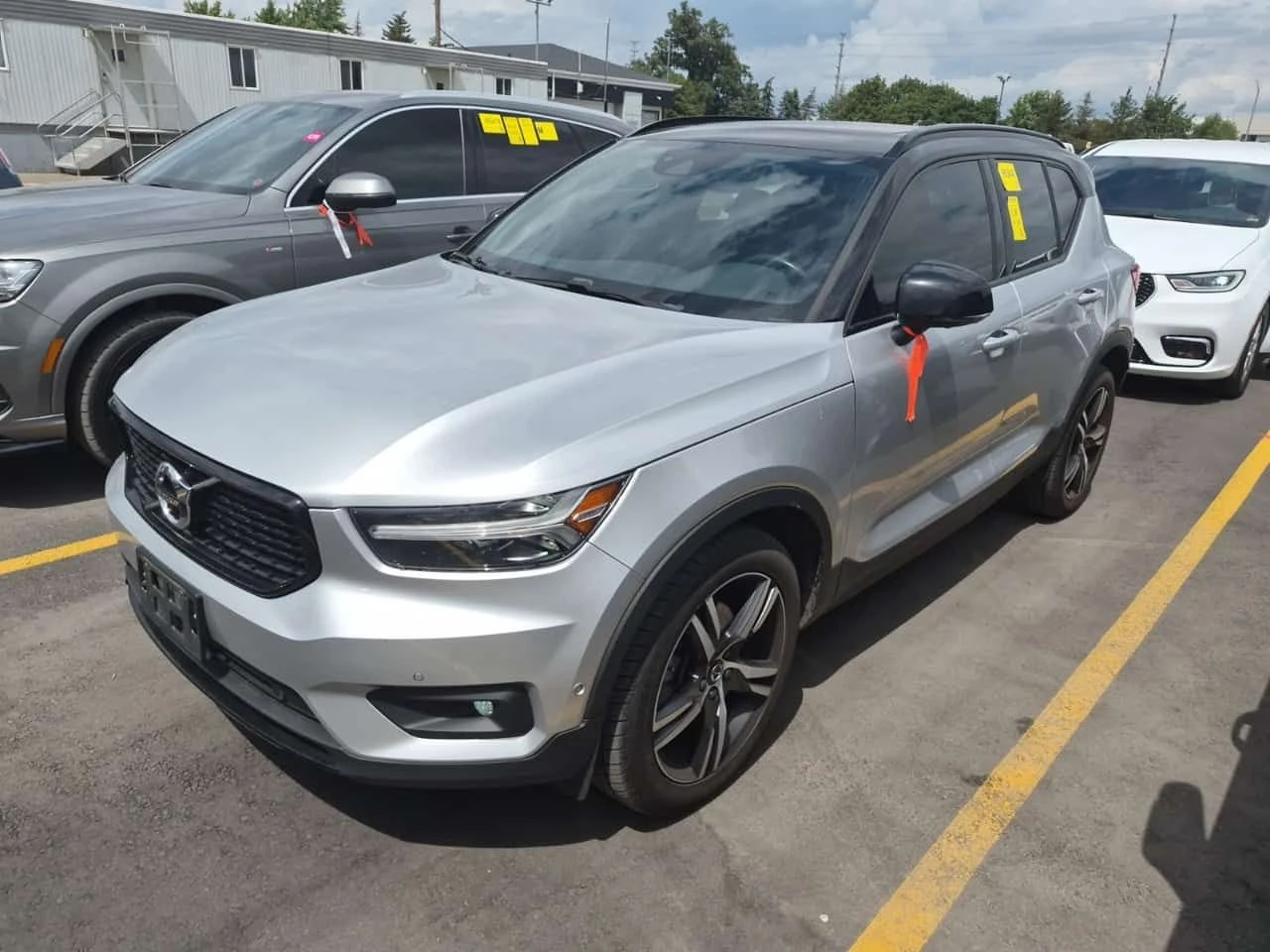 Volvo XC40 * R DESIGN * CARFAX * БЕЗ ПЪРВОНАЧАЛНА ВНОСКА