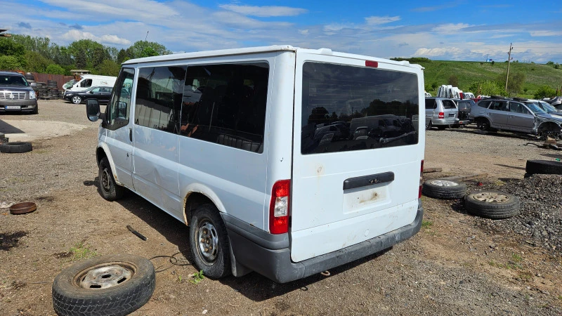 Ford Transit 2.2tdci/на части , снимка 4 - Бусове и автобуси - 45514889