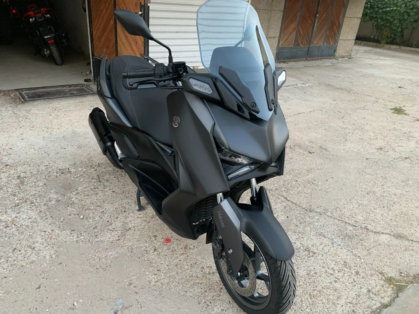 Yamaha X-max 300, 2024 год., снимка 1