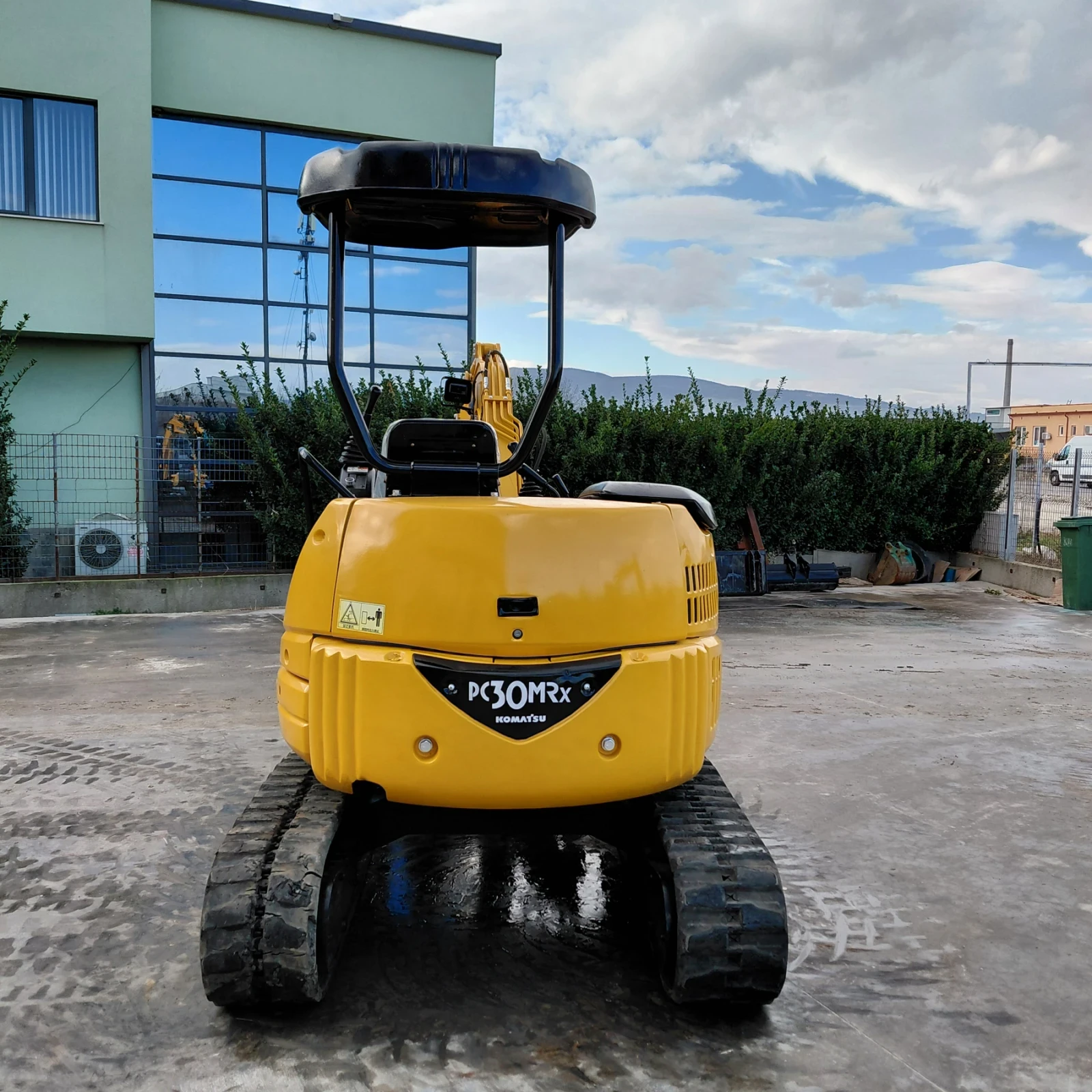Багер Komatsu PC30MR-1 * БУЛДОЗЕРНО ГРЕБЛО * НАЛИЧЕН *  - изображение 4