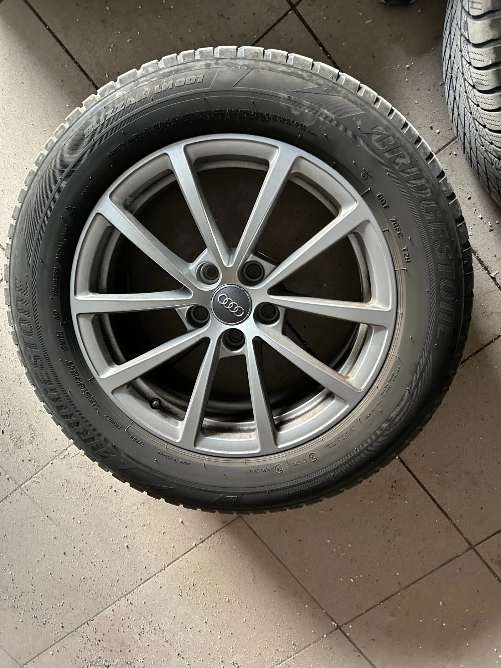 Гуми с джанти Bridgestone 225/60R17, снимка 4 - Гуми и джанти - 54802971