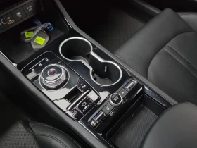 Kia K5 2.0 Lpi Prestige, снимка 9