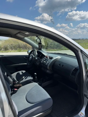 Honda Jazz Климатик - 2299 € / 4496.45 лв. - 39384346 10