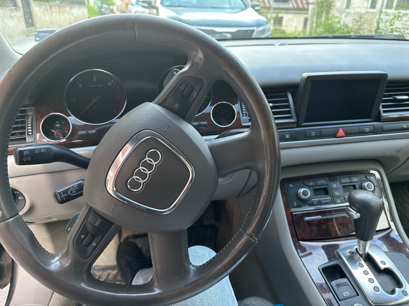 Audi A8 3.0 Quattro, снимка 7 - Автомобили и джипове - 45984747
