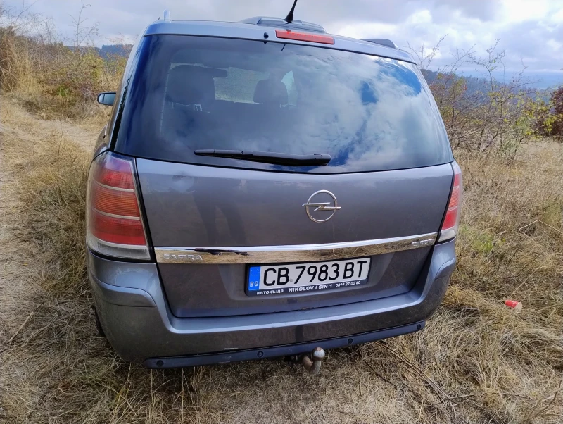 Opel Zafira B, снимка 2 - Автомобили и джипове - 48342283