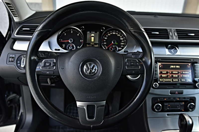 VW Passat 2.0 TDI, снимка 16 - Автомобили и джипове - 47722165