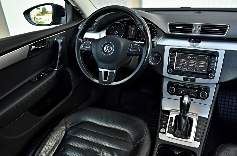 VW Passat 2.0 TDI, снимка 13 - Автомобили и джипове - 47722165