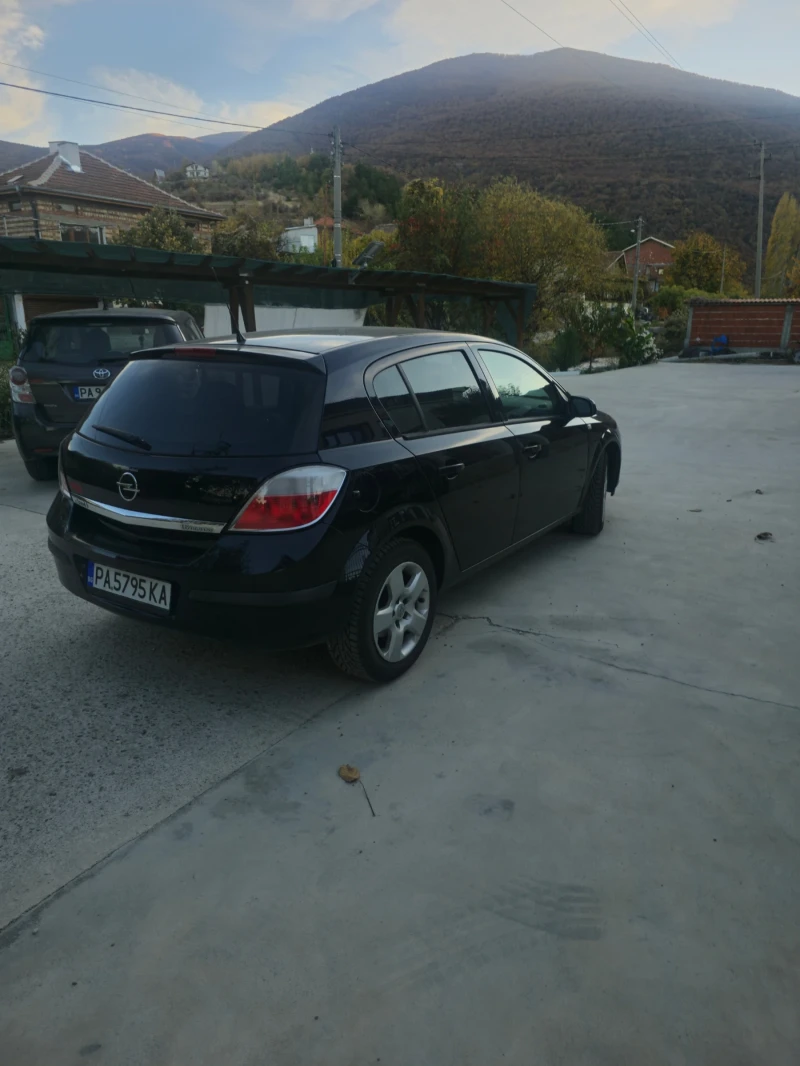 Opel Astra, снимка 4 - Автомобили и джипове - 47847723