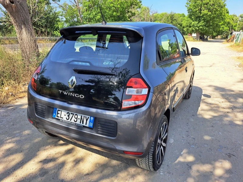 Renault Twingo 1.0 i, снимка 6 - Автомобили и джипове - 48137909