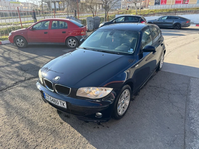 BMW 120 2.0 i Автоматик, снимка 1 - Автомобили и джипове - 49423351