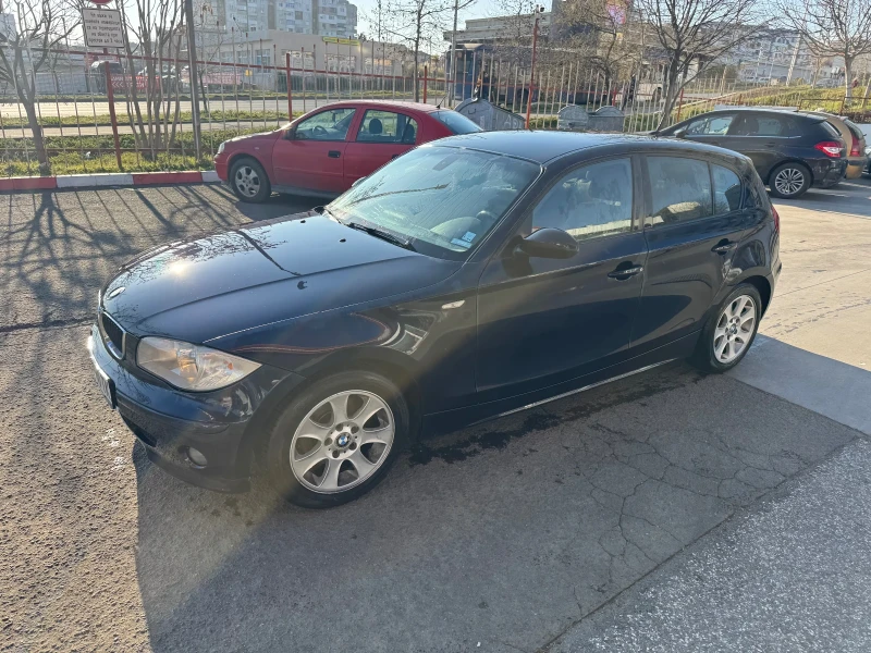 BMW 120 2.0 i Автоматик, снимка 3 - Автомобили и джипове - 49423351