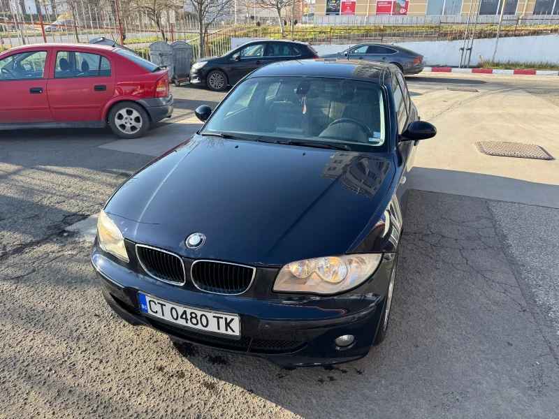 BMW 120 2.0 i Автоматик, снимка 2 - Автомобили и джипове - 49423351