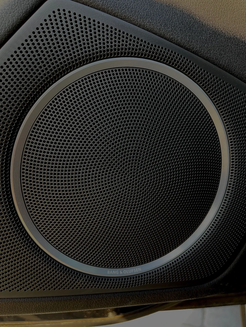 Audi A4 3.0TDI* DIS* B&O* 330Hp* SOUND* DEADZONE* FULL* , снимка 7 - Автомобили и джипове - 52637377