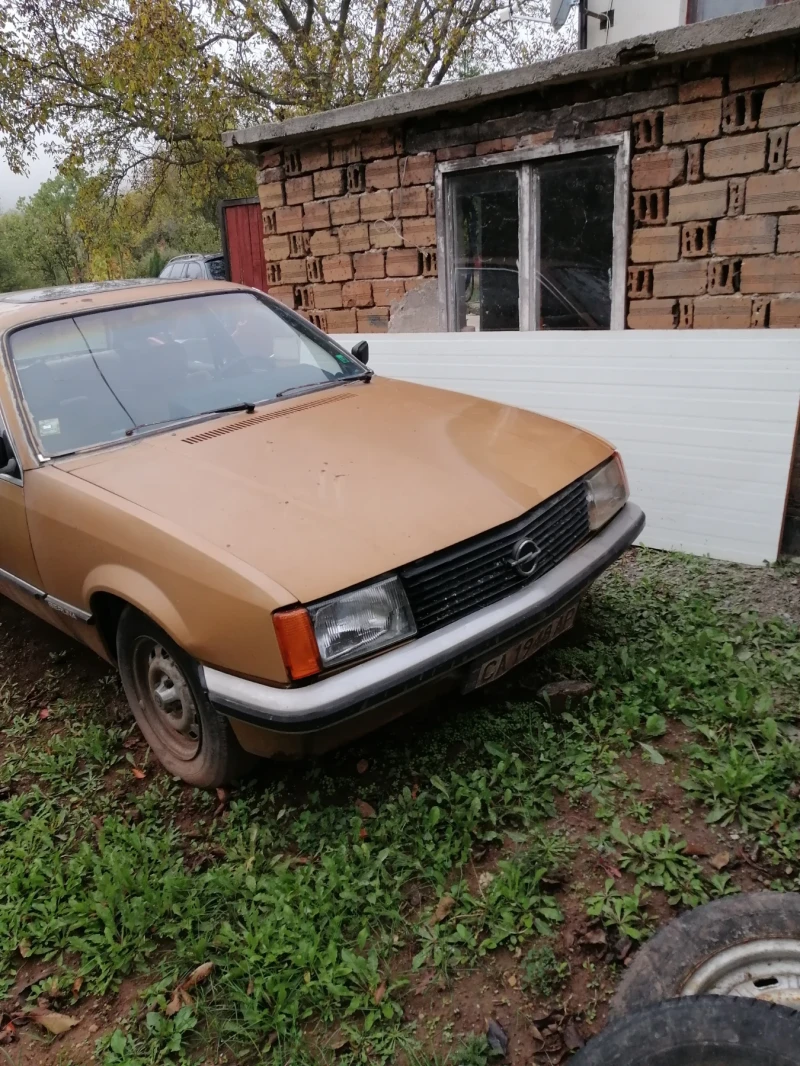 Opel Rekord, снимка 3 - Автомобили и джипове - 52570355