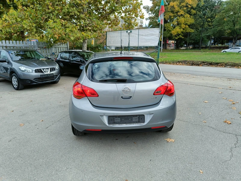 Opel Astra 1.7 BARTER 120, снимка 6 - Автомобили и джипове - 52178613