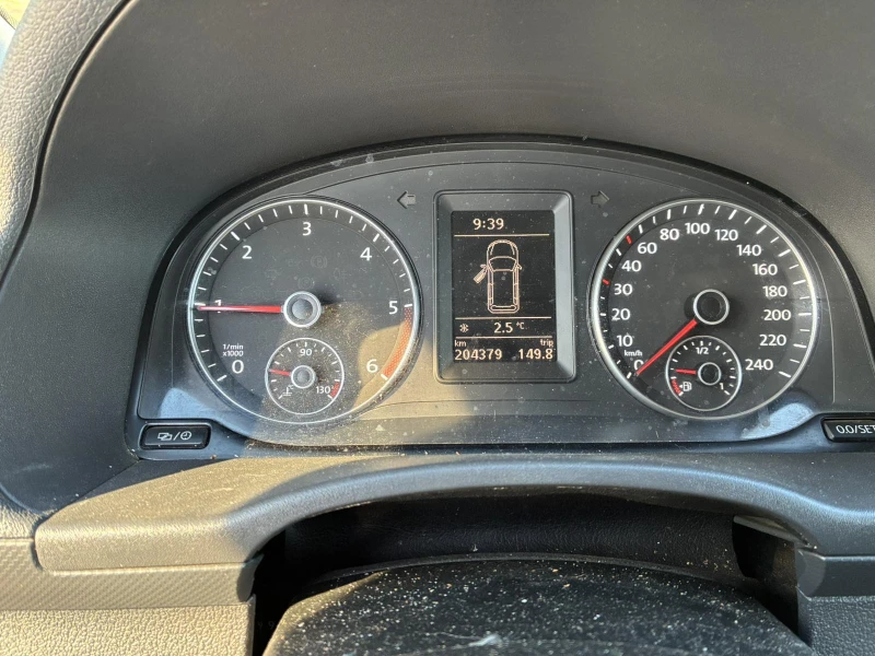 VW Caddy, снимка 4 - Автомобили и джипове - 52811665