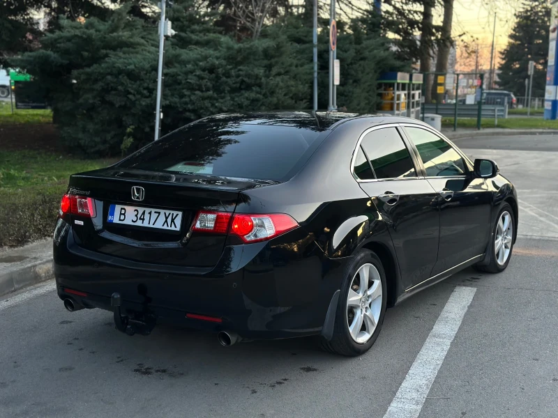 Honda Accord 2.4 EXECUTIVE, снимка 3 - Автомобили и джипове - 52827262