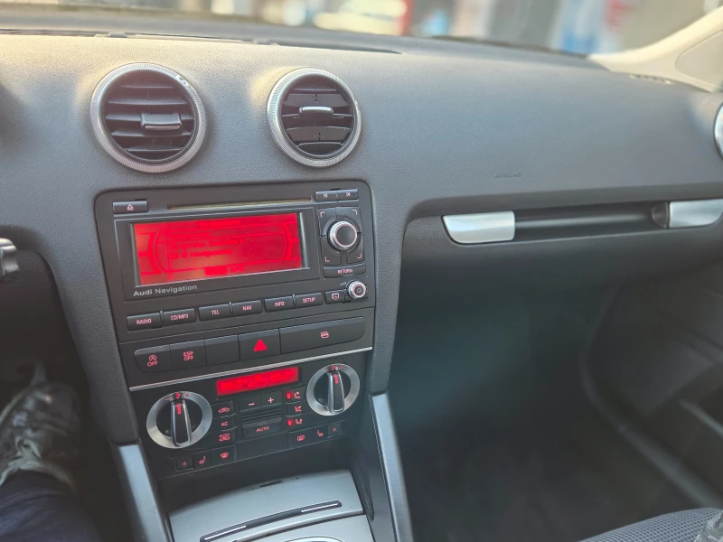 Audi A3 2.0TDI XENON* NAVI* , снимка 10 - Автомобили и джипове - 52919028