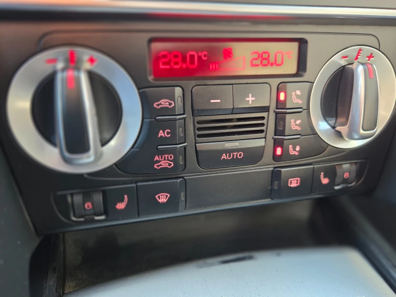 Audi A3 2.0TDI XENON* NAVI* , снимка 11 - Автомобили и джипове - 52919028