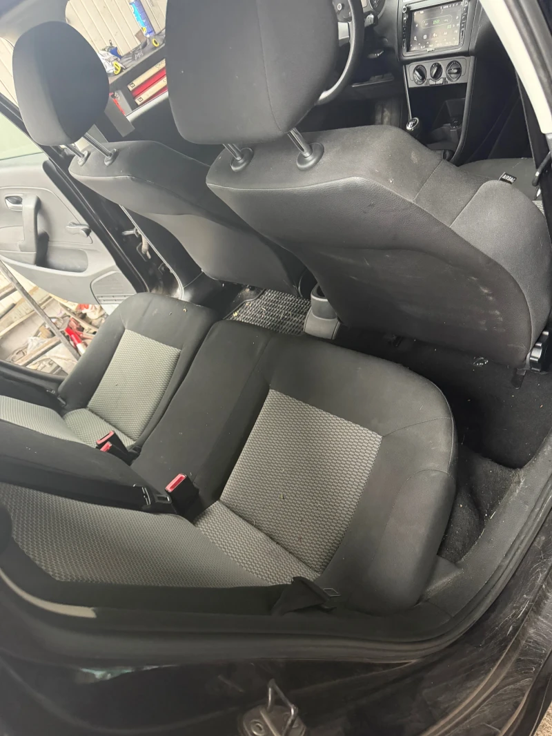 VW Polo 1.2i klima, снимка 10 - Автомобили и джипове - 53220957