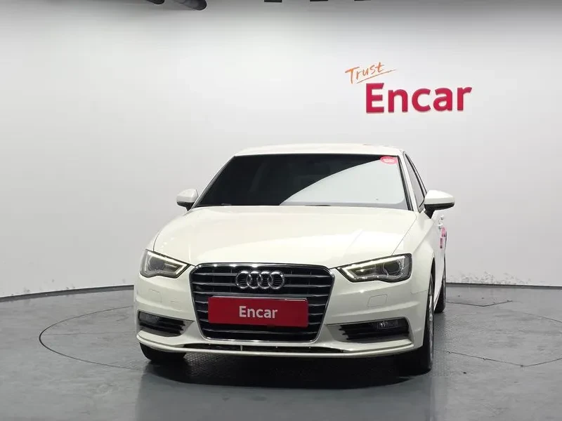 Audi A3 1.6 TDI, снимка 3 - Автомобили и джипове - 54125553