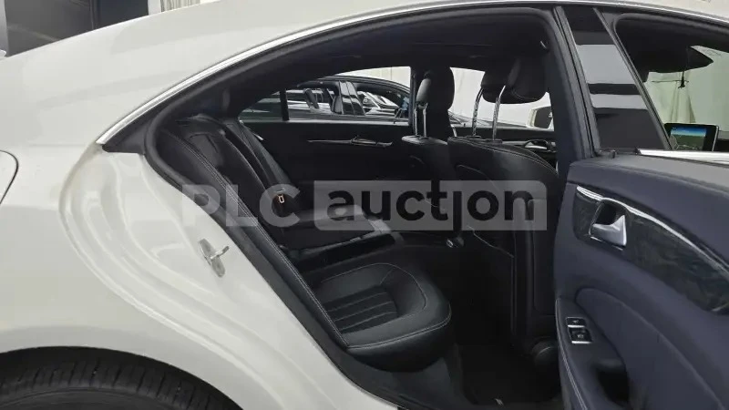 Mercedes-Benz CLS 400  DISTRONIC / ОБДУХВАНЕ / 360 / MEMORY, снимка 12 - Автомобили и джипове - 55396293
