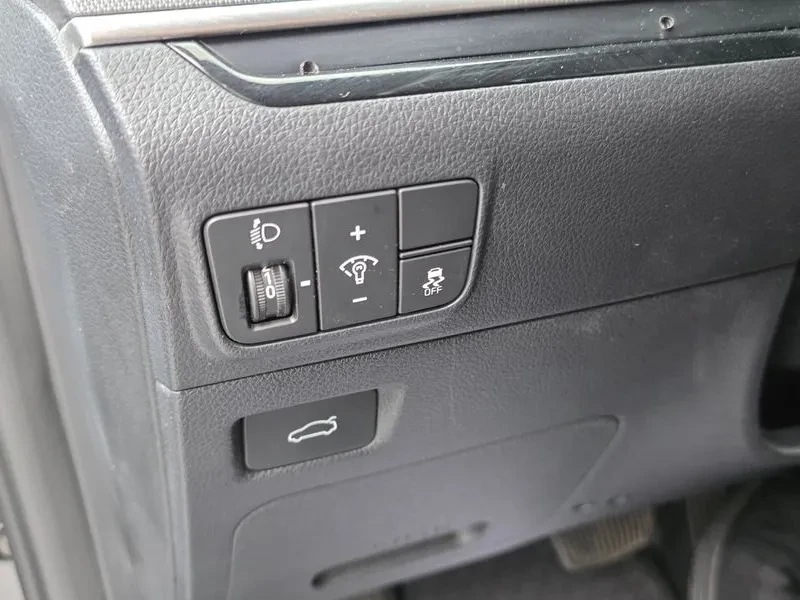 Kia K5 2.0 Lpi Prestige, снимка 17 - Автомобили и джипове - 55886795