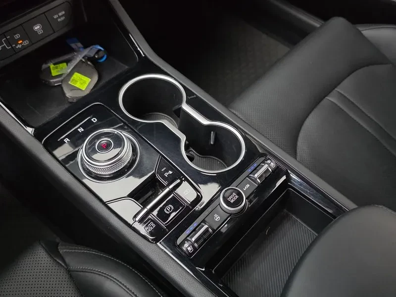 Kia K5 2.0 Lpi Prestige, снимка 9 - Автомобили и джипове - 55886795
