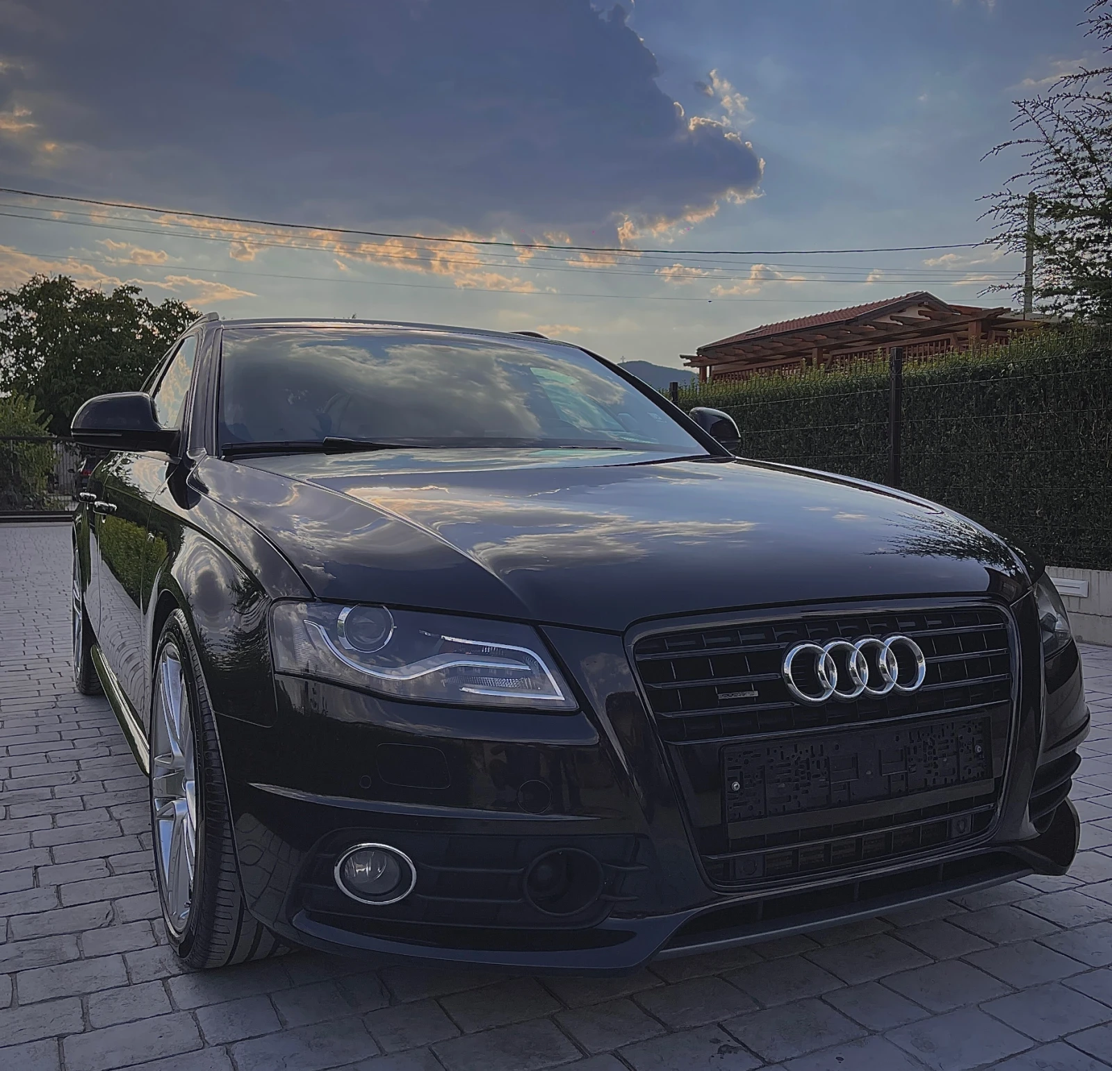Audi A4 3.0TDI* DIS* B&O* 330Hp* SOUND* DEADZONE* FULL* , снимка 1