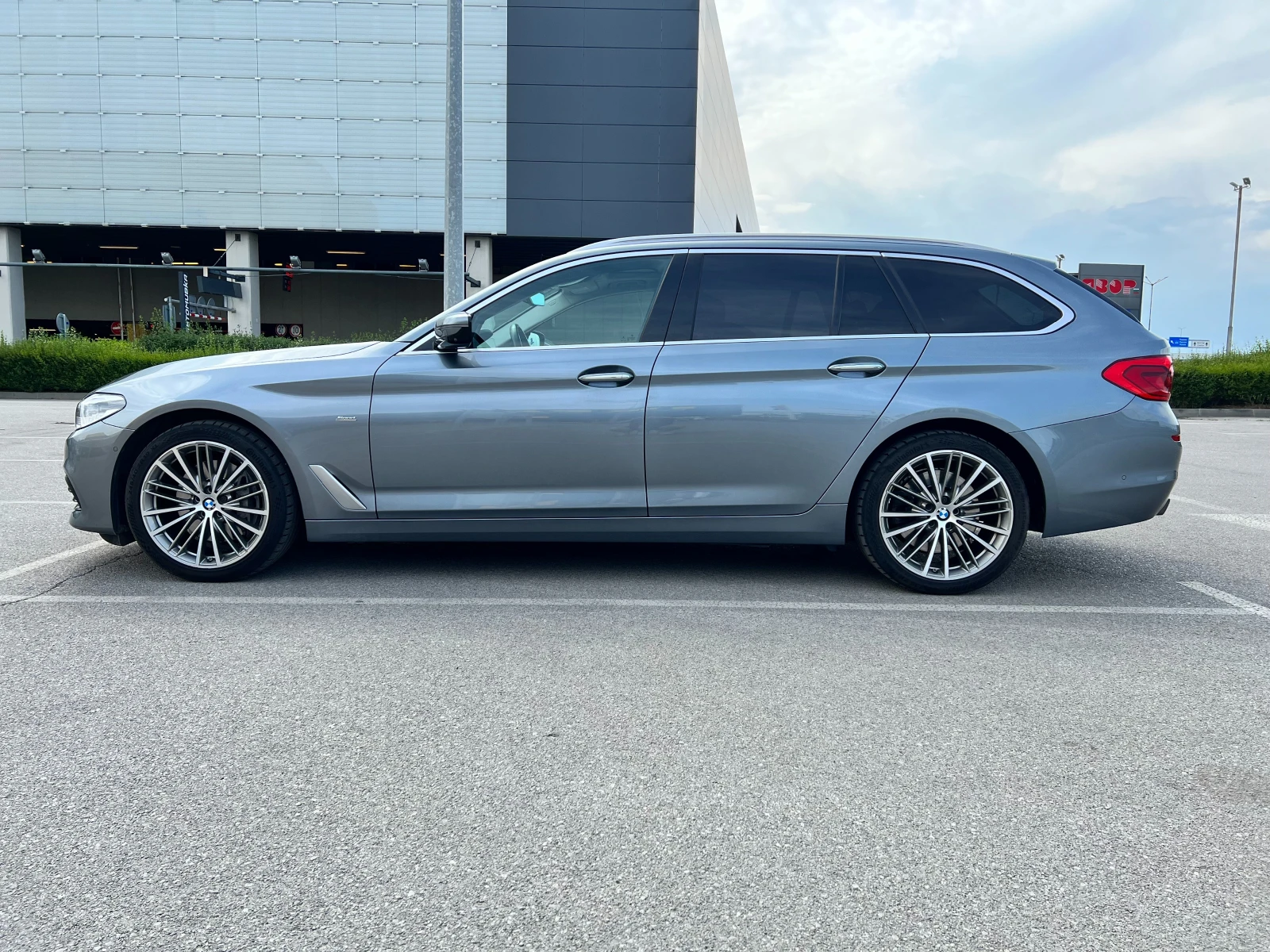 BMW 540 i xDrive - изображение 5