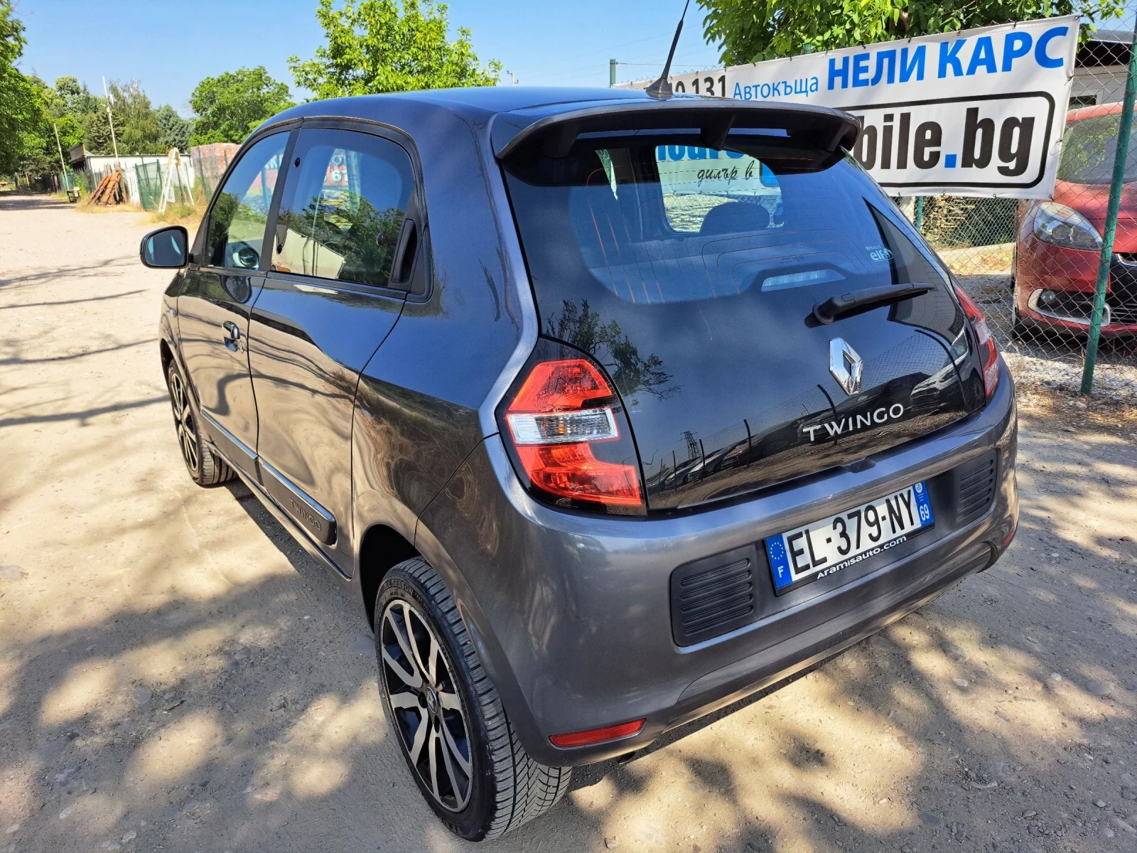 Renault Twingo 1.0 i - изображение 4