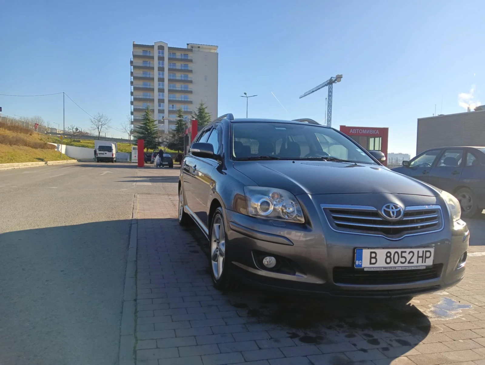 Toyota Avensis 2.2D4D - изображение 3