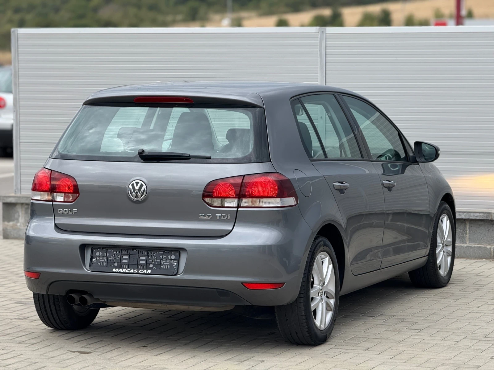 VW Golf 2.0TDI * EURO5 * ТОП СЪСТОЯНИЕ * ЛИЗИНГ*  - изображение 5