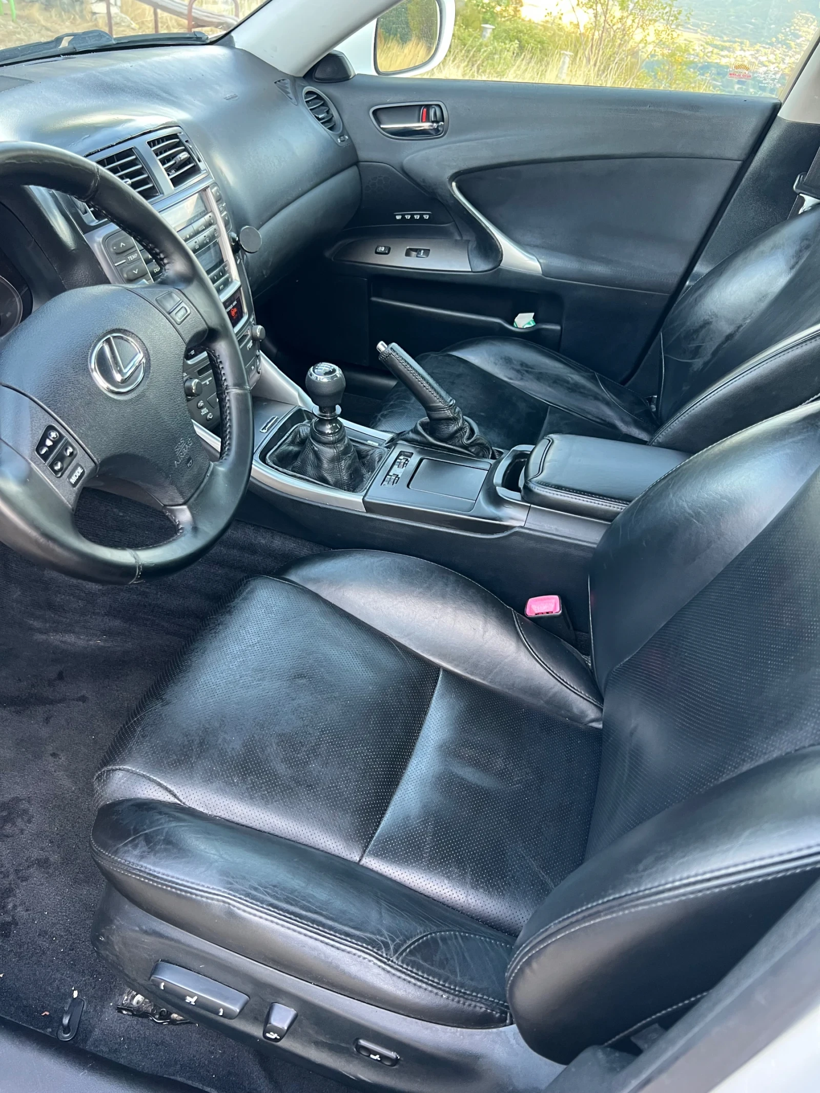 Lexus IS 220d  - изображение 10