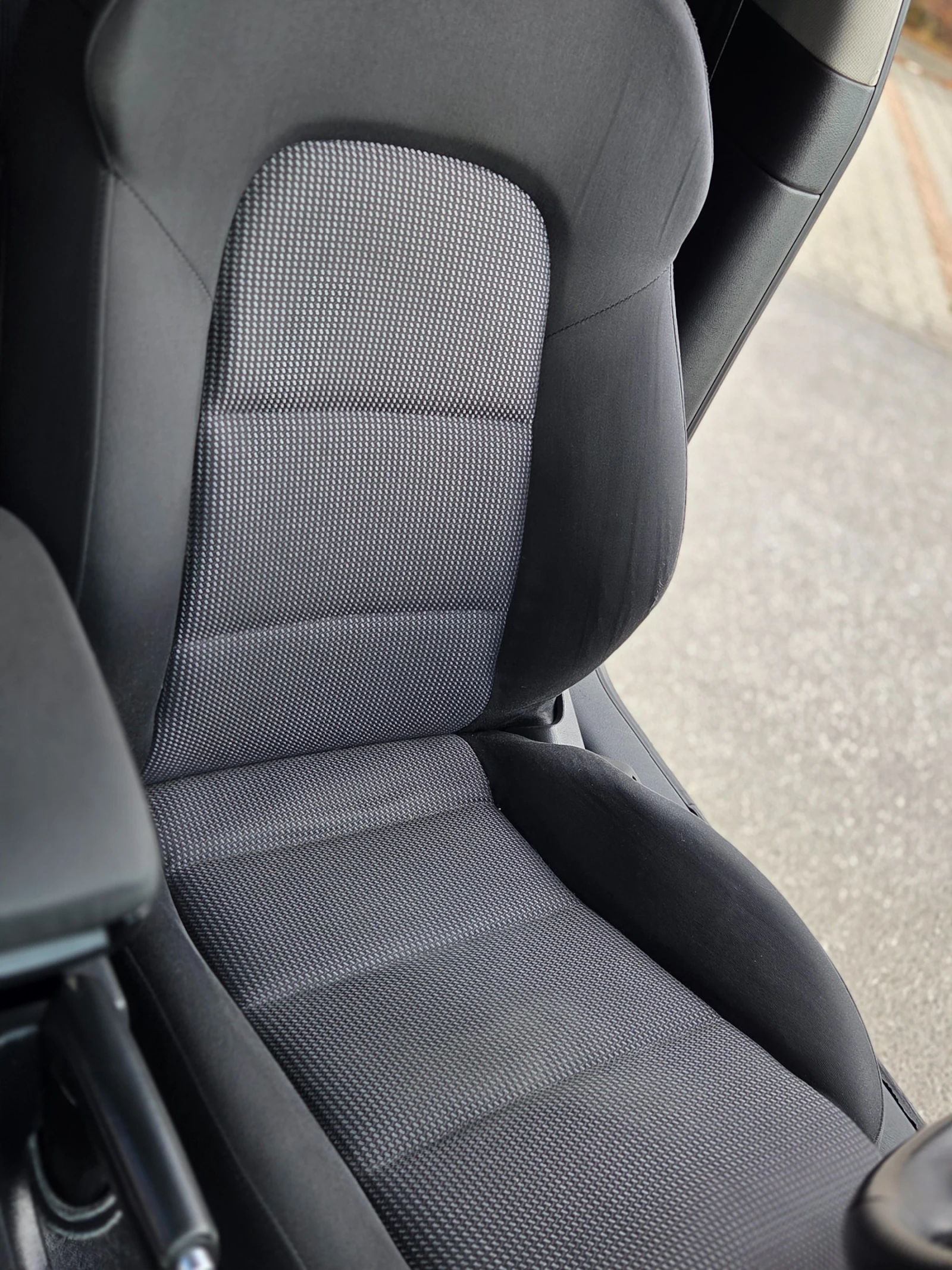 Audi A3 2.0TDI XENON* NAVI*  - изображение 8