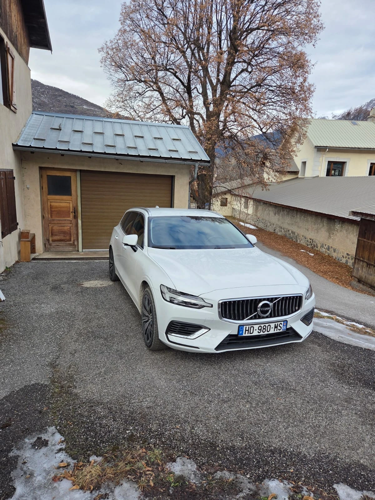Volvo V60 Inscription_V60 T8 Twin Engine 303 + 87ch Inscript | Mobile.bg � ����������� 1