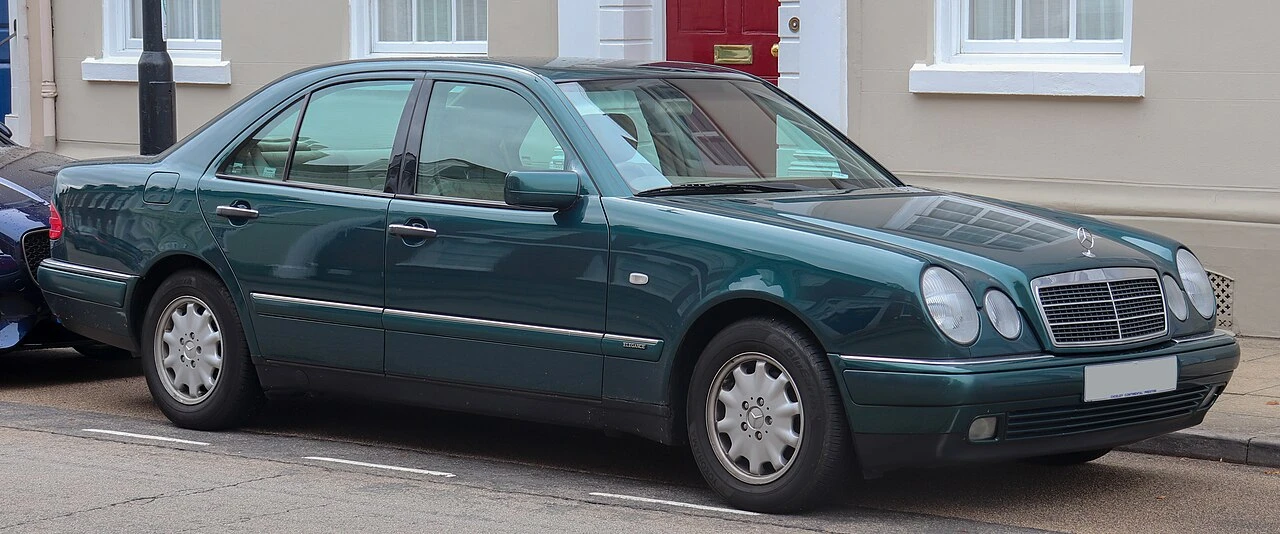 Mercedes-Benz E 200 2.0 Газ