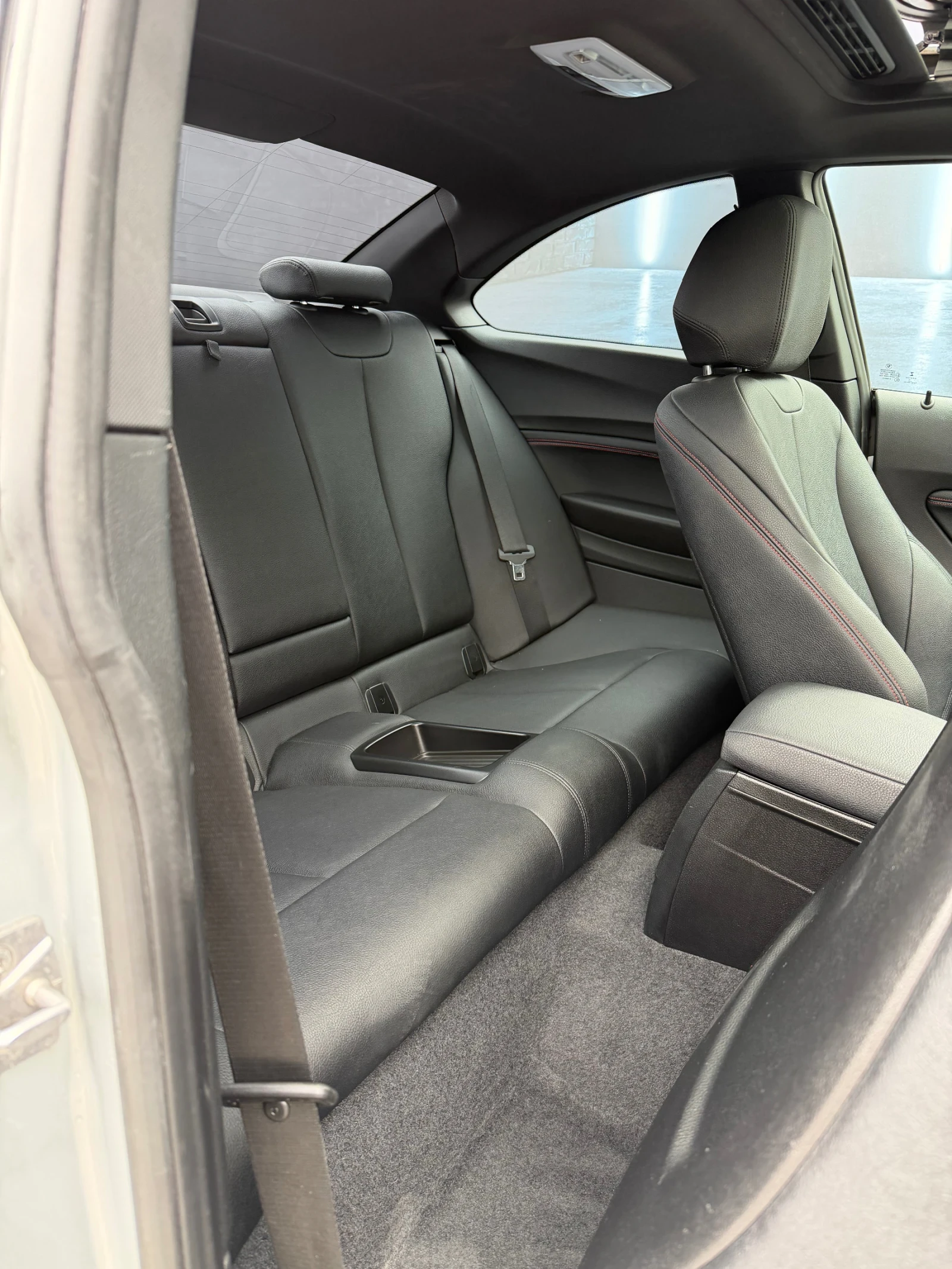 BMW 228 i M-Sport , снимка 13 - Автомобили и джипове - 54077057