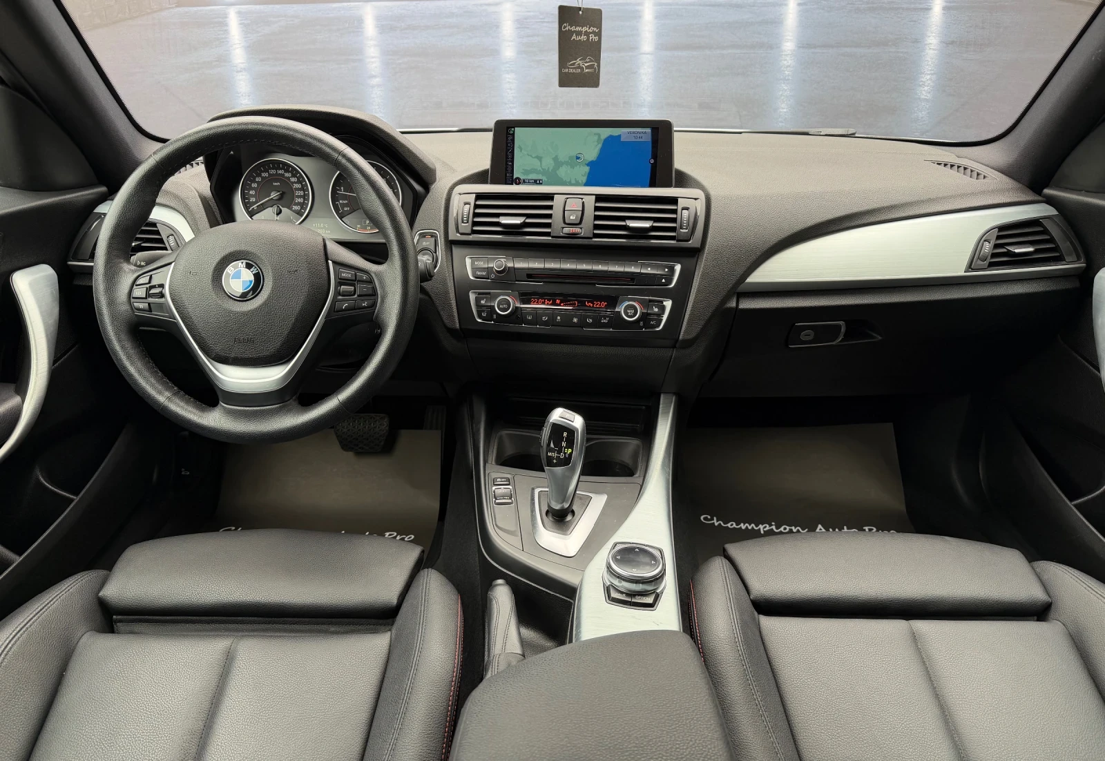 BMW 228 i M-Sport , снимка 8 - Автомобили и джипове - 54077057