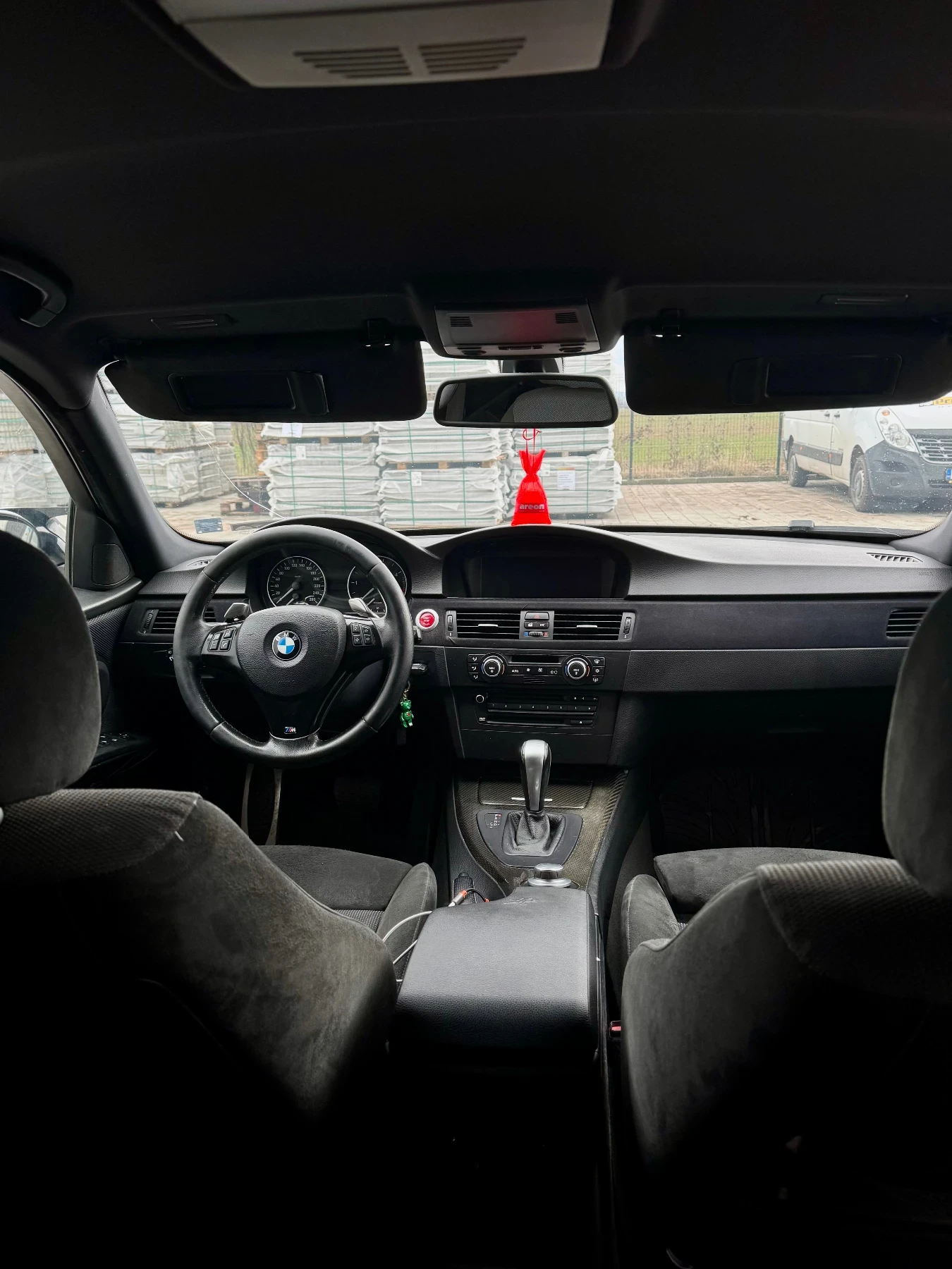 BMW 320 OEM M PACK  335 vission , снимка 4 - Автомобили и джипове - 54218179