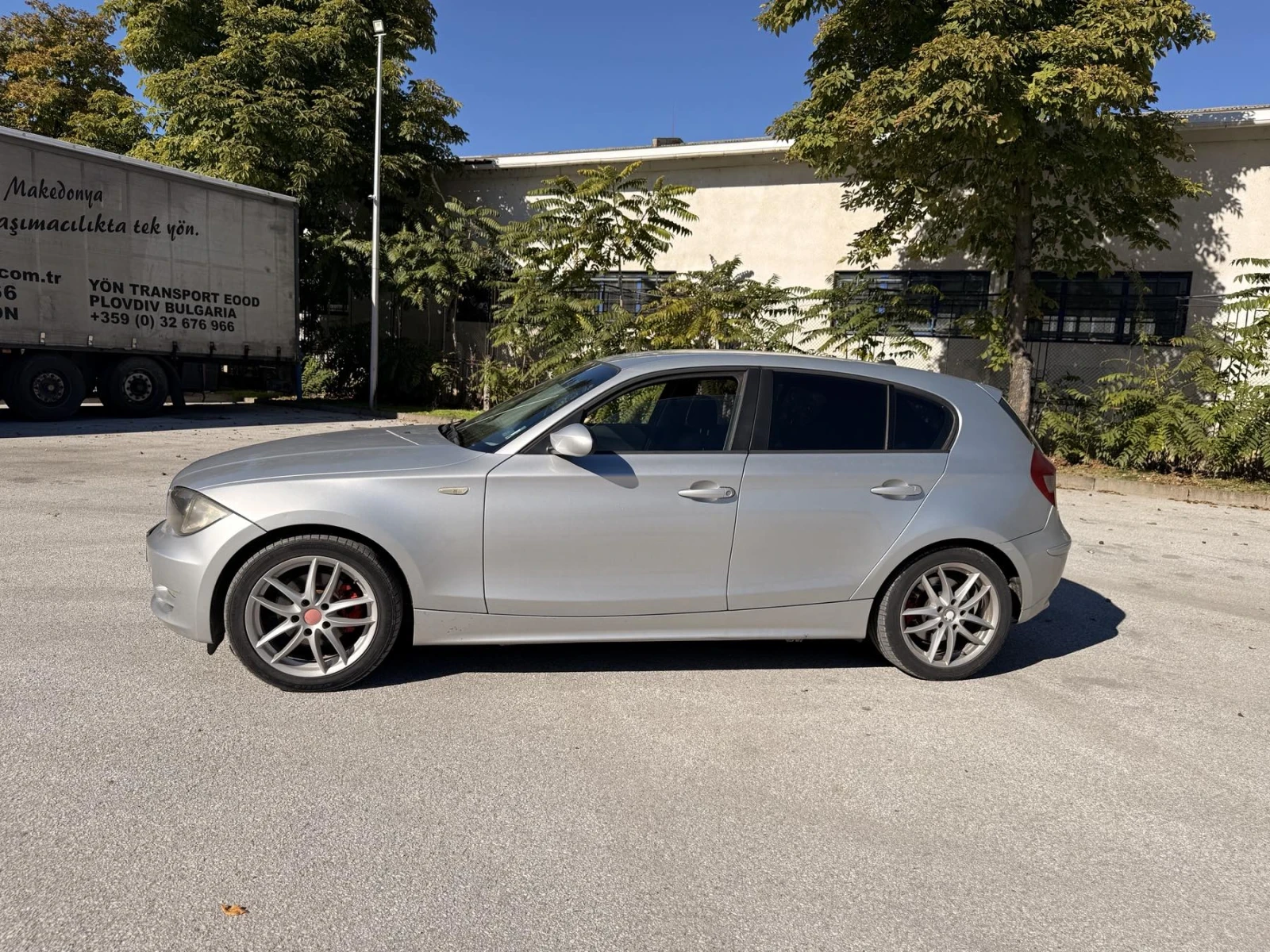 BMW 120, снимка 2 - Автомобили и джипове - 54320381