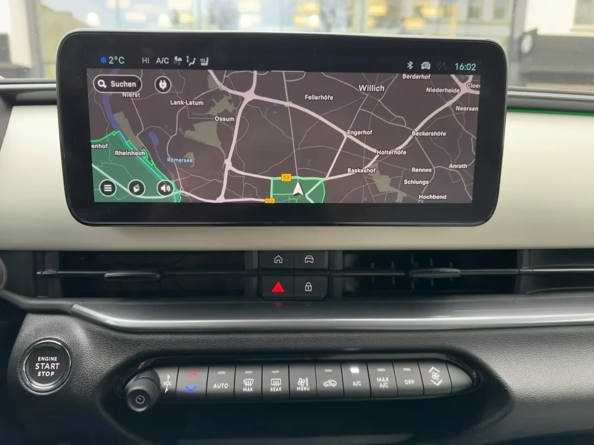 Fiat 600e La Prima DISTR 360* Winter Pack Keyless Blind-Spot | Mobile.bg � ����������� 12